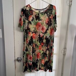 HEIMISH USA Floral Black and Pink Tunic